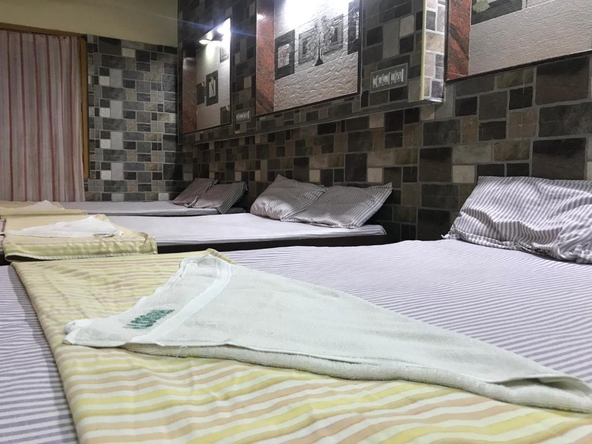Hotel Rehoboth Kanjakumari Kültér fotó