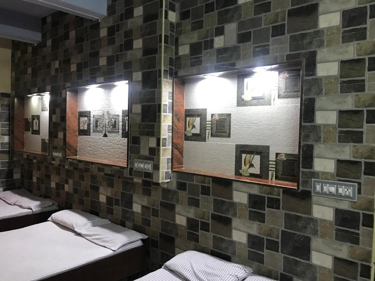 Hotel Rehoboth Kanjakumari Kültér fotó