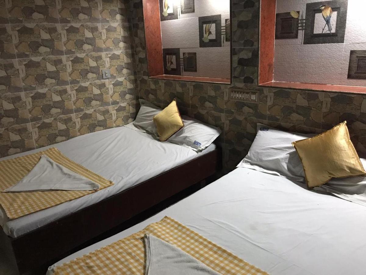 Hotel Rehoboth Kanjakumari Kültér fotó